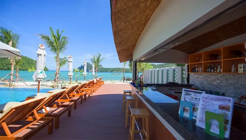 هتل فی فی هاربر ویو